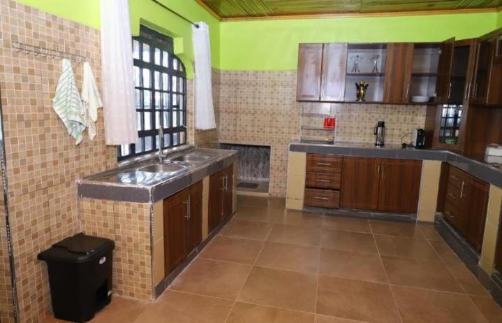 Esniko Villa Narok Exterior photo