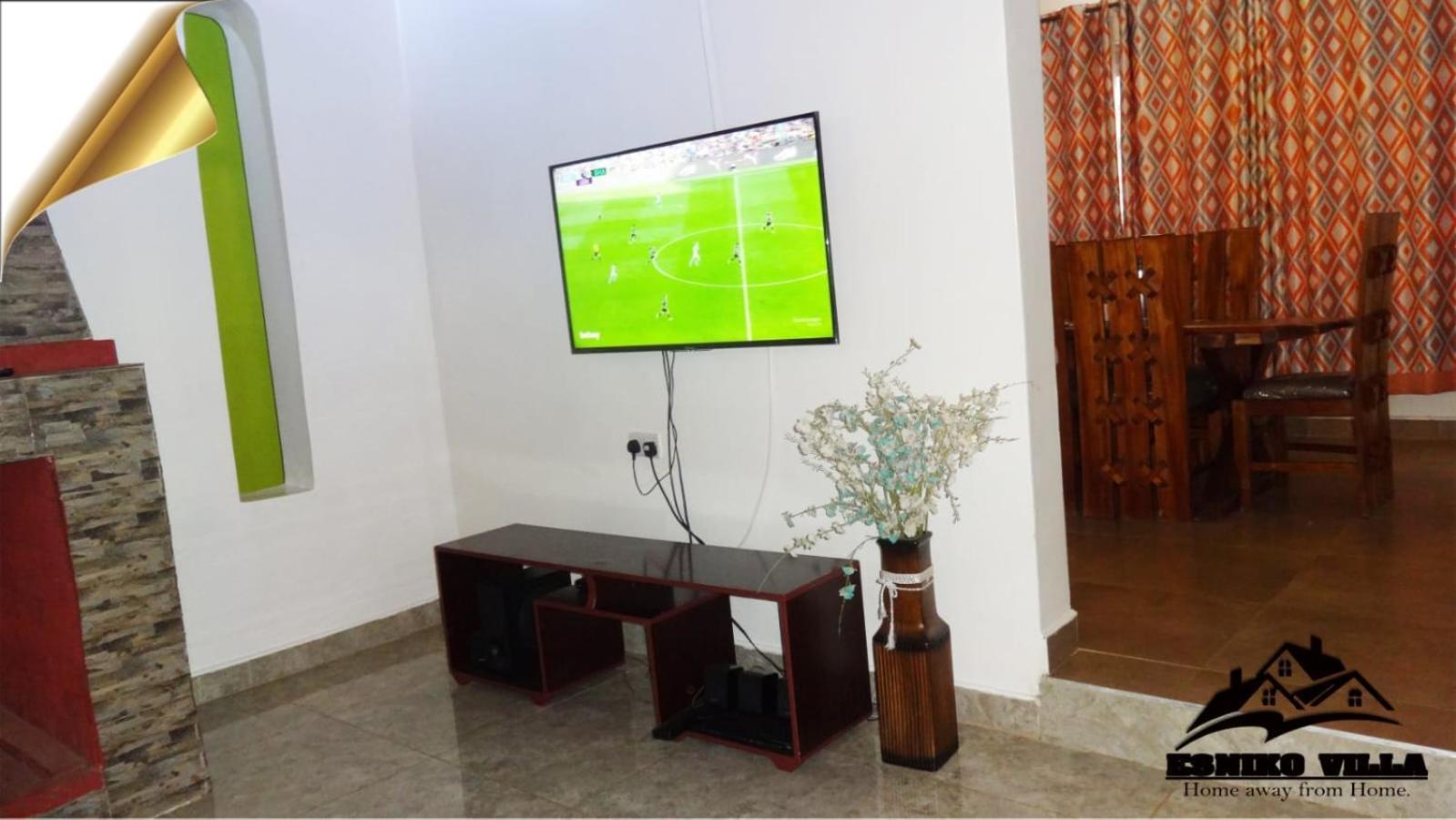 Esniko Villa Narok Exterior photo