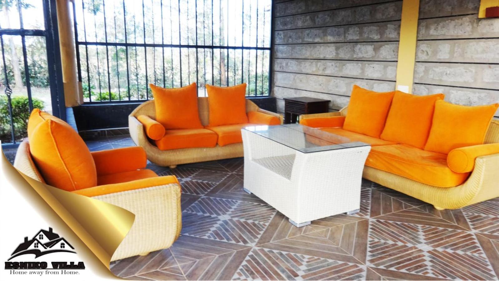 Esniko Villa Narok Exterior photo